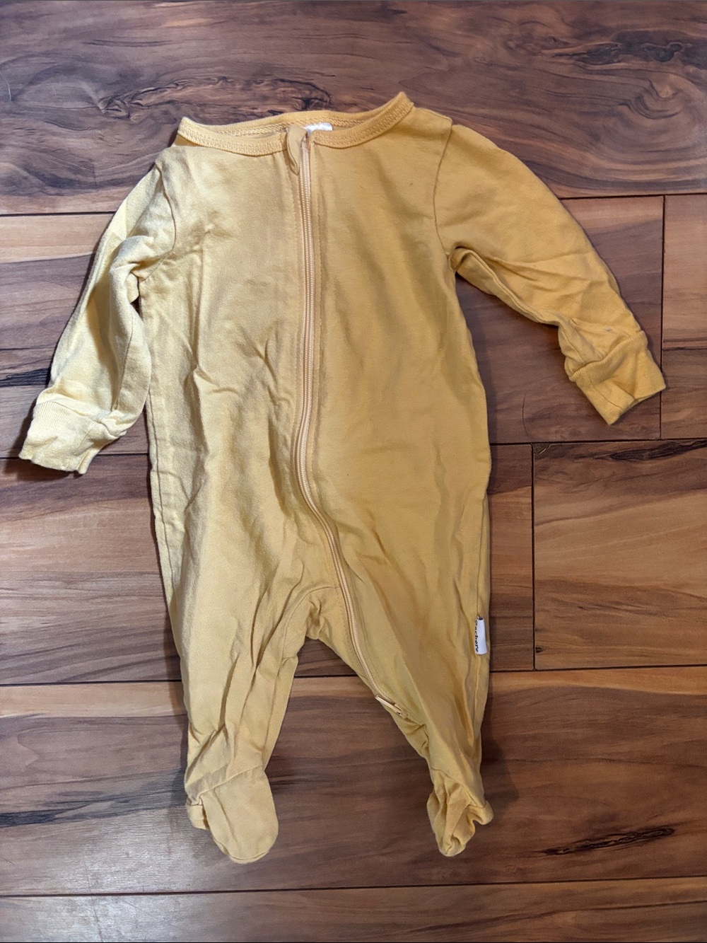 ☀️3/$10 bundle☀️Gerber Yellow Footed Zipper One-Piece Baby Romper